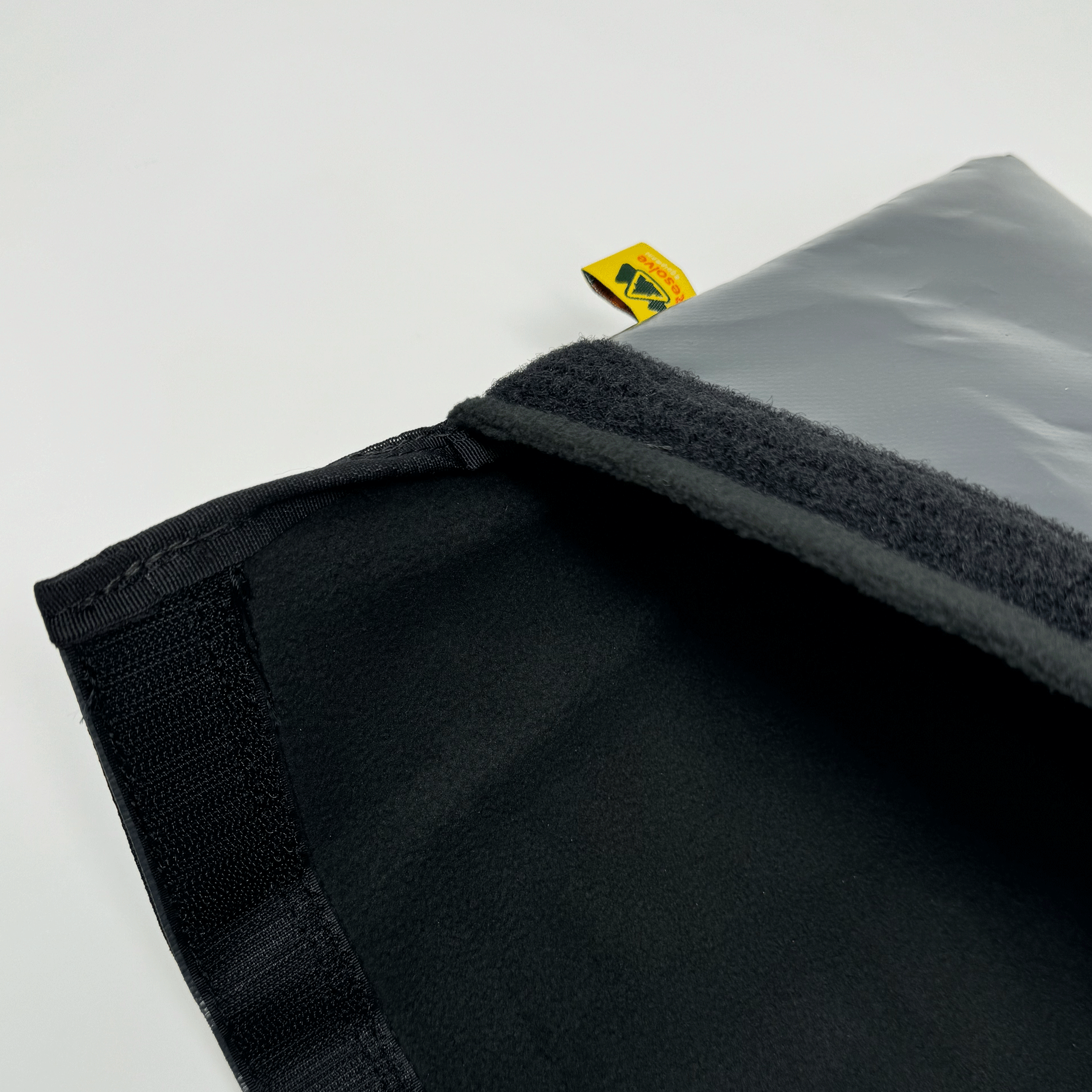 resolve sustainable sleeve interior